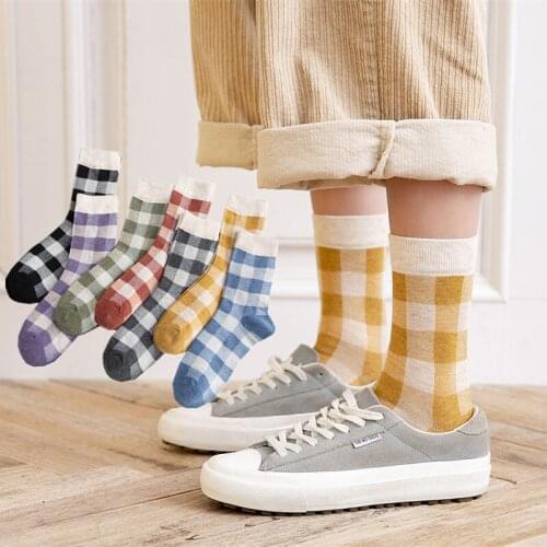 1 Pair Spring Autumn New Women Socks Casual Soft Comfortable Cotton Socks Fashion Striped Plaid Simplicity Printed Long Socks