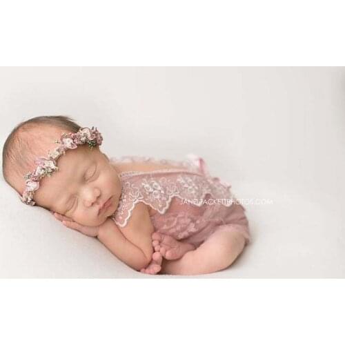 Newborn Photography Props Suit Lace Romper Hat Pillow Headband Set lace Outfits Clothing Infants Shooting Photo Gifts