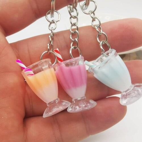 Funny Simulation Drink Cup Resin Couple Key Chain Fashion Creative Fruit Juice Goblet Jewelry Gifts Decor Bag Keychains Crafts