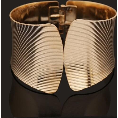 Bracelet exaggeration metal bracelet super wide bracelet fashion retro 2020 hot opening cuff bracelet adjustable size jewelry