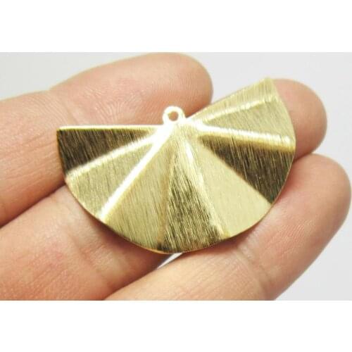 Brass fan charms 38.5x24.5mm Textured wavy Fan shaped Raw brass Earrings findings -10pcs R728