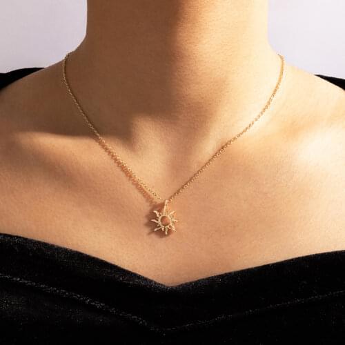 HuaTang Bohemian Hollow Sun Pendant Necklace for Women Gold Color Floral Clavicle Chain Charming Jewelry Party Gift Collier