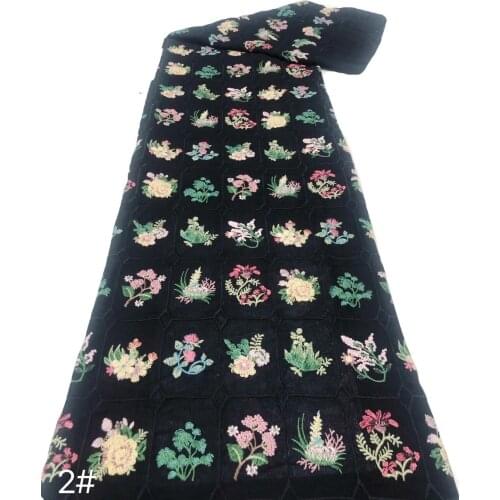 High-quality exquisite checkered flower totem embroidery mesh, African lace fabric, suitable for fashionable ladies' skirts
