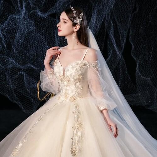 New Korean Style Wedding Dress Champagne Sweetheart Sexy With Sleeves 2021 Wedding Gown Trends Vestidos De Noiva Robe De Mariage
