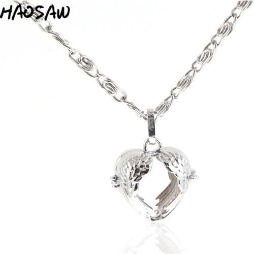 28mm Rhodium Simple Necklace Heart Shape Wings Hollow Heart Pendant Ornaments For Women Gift Necklace Jewelry Making