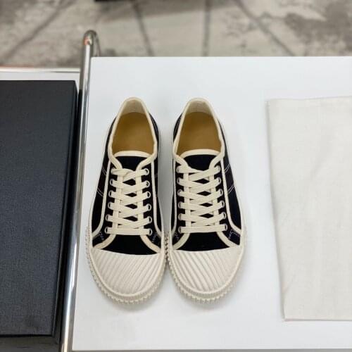 2021 New Spring Women Shoes Comfort Flats Round Toe Shoes Woman Casual Flats Lace-Up Flats Woman Retro Flats Women Hot Canvas