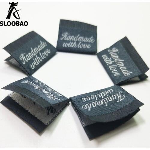 100pcs 2*2.5cm Hand made with love DIY Woven/main Labels middle folded for garment clothes/bags/shoes/clothing tags accessory