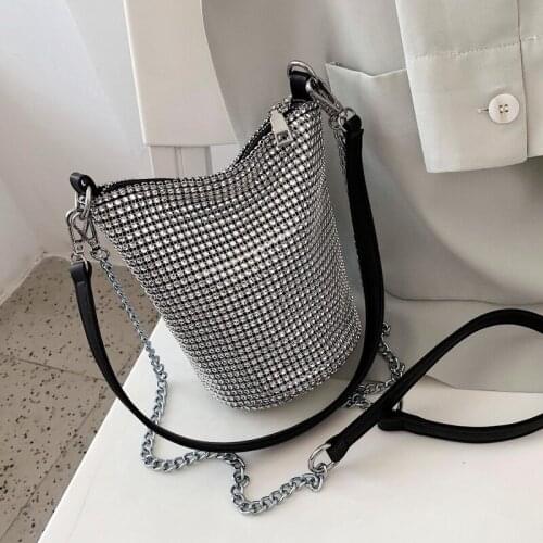 Luxury Brand Diamond Womens Bucket Bags Chain Crossbody Bags for Women Mini Portable Shoulder Bag Lady Evening Clutch Purse New