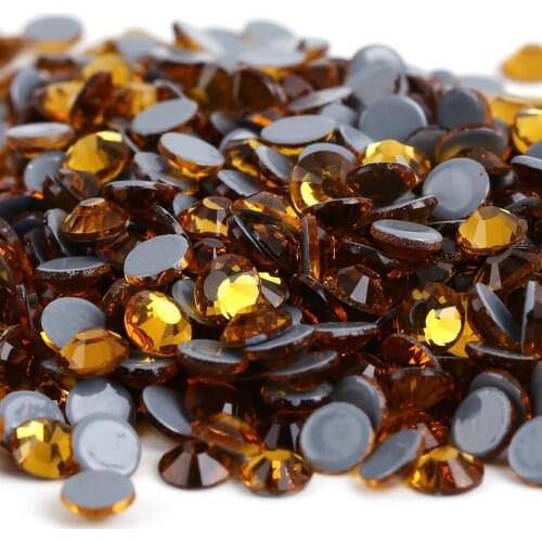 Top Quality Topaz Hot fix Rhinestones Super glitter Glass Strass Iron On stones For Fabric garment/Clothes DIY