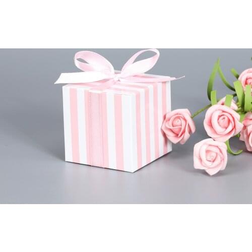 10Pcs/Bag Christmas party Favor Boxes Pink Laser Cut Gift Candy Boxes Mix Colors Box For Wedding Decoration Birthday Party
