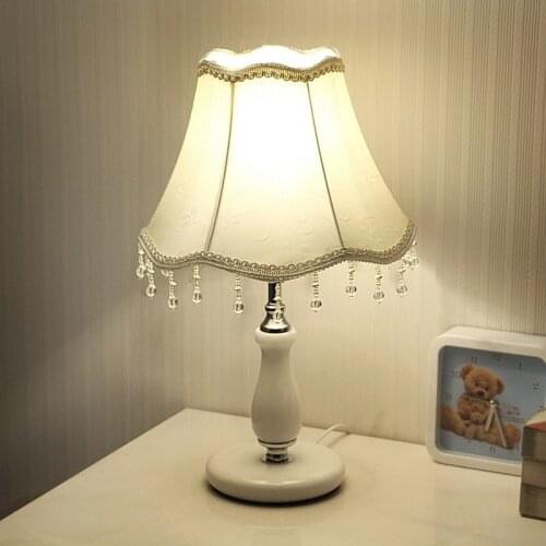 European style simple fashion desktop warm decoration wedding room personalized table lamp romantic bedroom bedside lampLX111317