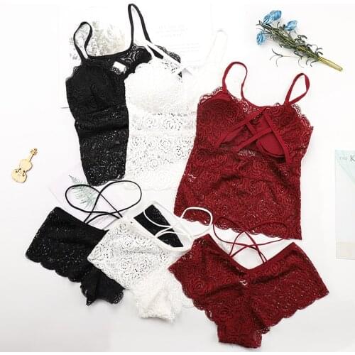 Women Wire Free Padded Bras Set Comfortable Sexy Lace Gathered Bra and Panties Set