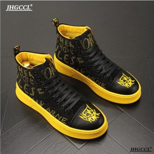 Zapatillas hombre designer loafers 2021 new water diamond matching color tide shoe inside increase leisure sports board shoe A28