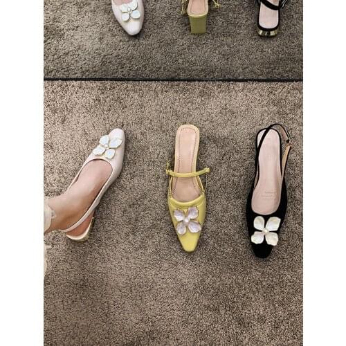 Sandals Womens Shoes Summer 2021 New Fashion Pearl Flowers Mules Low Heels