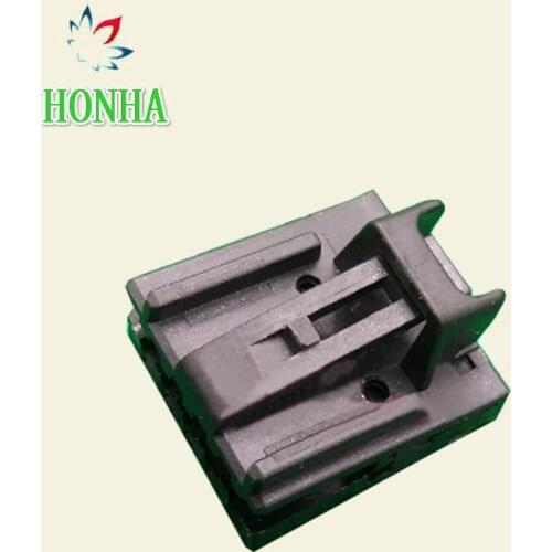 10sets 8R0 973 605 1563569-1 5Pin multi-function steering wheel modified plug 5P connector