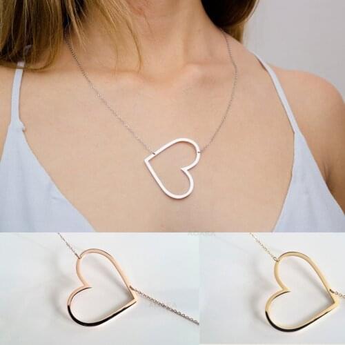 Stainless Steel A-Z26 Large Letter Necklace Initial Side Necklace Hollow Hollow Pendant Necklace Love Gift