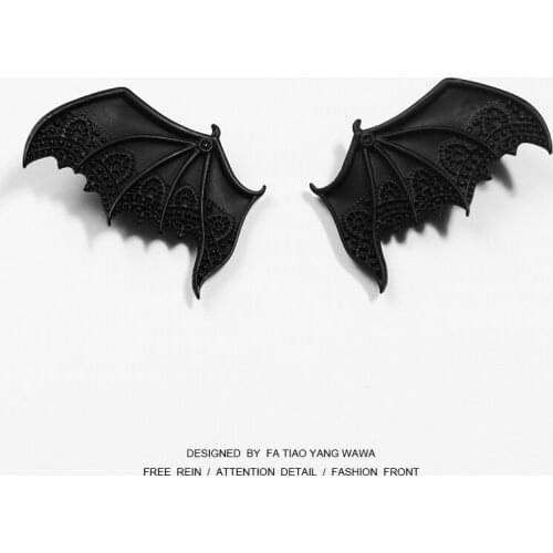 Count vampire wing bat hairpin