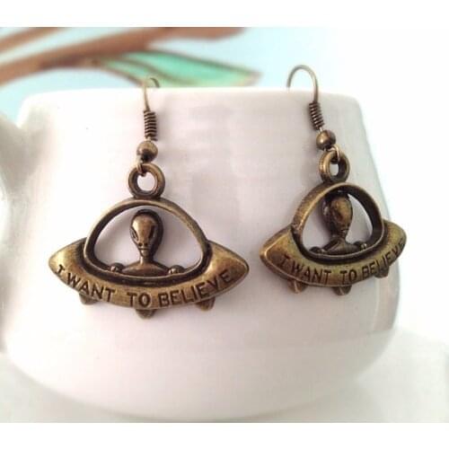 Korean fashion Hip Hop Rock UFO Alien Spaceship Flying Saucer Earrings Men and Women Earrings 2021 Trend Charm Jewelry