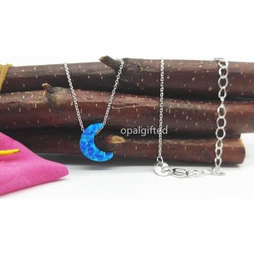 1pc/lot)2020 New Fashion dark blue opal Necklace Simple Crescent Moon opal Necklace Half Moon Pendant Necklaces for Women Gifts