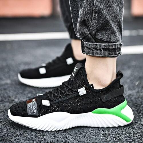 Mens sports shoes summer new mesh surface breathable anti-skid running shoes soft soles light walking shoes
