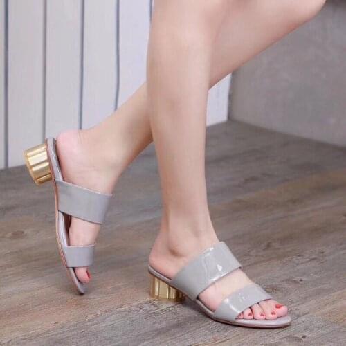 Fast deliery 2021summer high heel women slippers genuine patent leather slides outside sweet causal women sandals