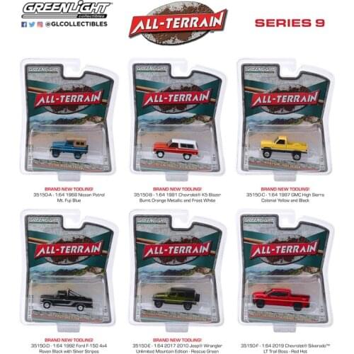 GreenLight 1:64 Terrain Series 9 boutique alloy car toys for children Model original box