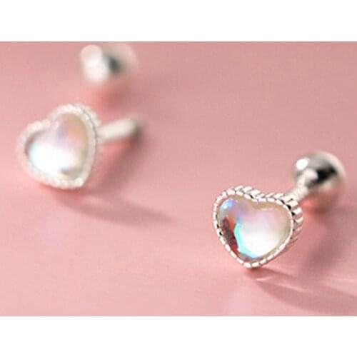 Fashion Girl Earrings New Temperament Opals Earrings 925 Sterling Silver Love Heart Wild Earrings Hypoallergenic
