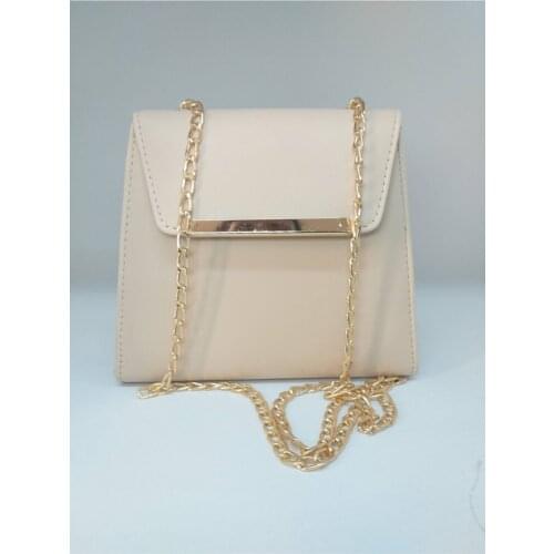 Women Beige Chain Shoulder Bags Quality Product Easy To Clean Daily Suitable for All Seasons Can Be Used Luxury Designer Handbag Mini Day and Evening