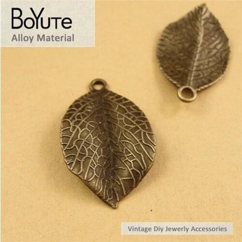 BoYuTe (60 Pieces/Lot) 35*20MM Wholesale Antique Bronze Plated Zinc Alloy Leaves Pendants Diy Fashion Charms for Jewelry Making