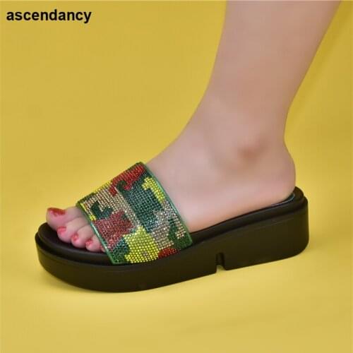 Latest Design Wedding Shoes Bride Italian Women Wedding Shoe Decorated with Rhinestone Womens Platform Heels African Party Pumps