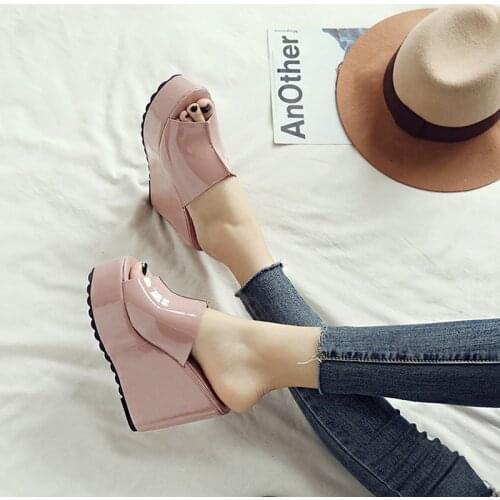 2021 Spring New Roman Style Lame Fish Mouth Sandals Ladies Casual Simple Slippers