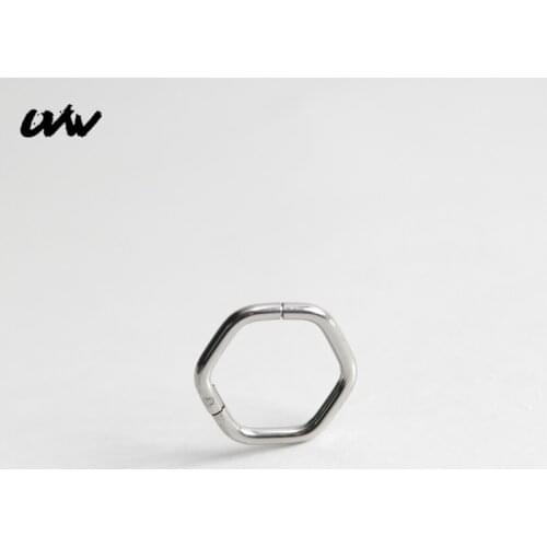 UVW506 1pc Trendy 316L Steel Round Shape Segment Tragus Fake Septum Nose Rings Stud Helix Piercing Body Jewelry Women Earrings