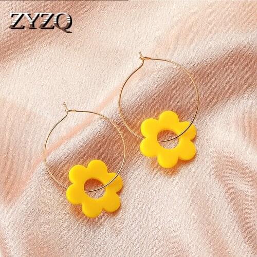 ZYZQ Cute Circle Flower Earrings For Women Korean Romantic Wedding Party Fashion Statement Dangle Earrings Jewelry 2021