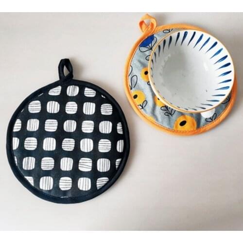 Kitchen Microwave Oven Insulation Gloves Insulation Pads for BBQ Bakeing Anti-Scalding Mitts