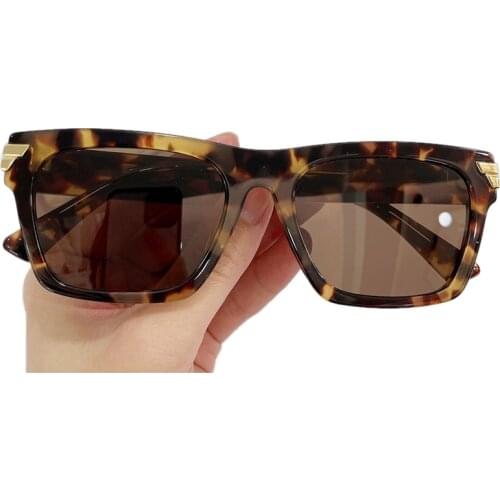 Retro Rectangle Sunglasses Women Brand Designer Luxury Oversized Square Sun Glasses UV400 Eyewear