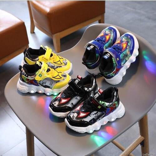 Spiderman Children Luminous Shoes Boys Girls LED Sport Running Shoes Baby Lights Fashion Sneakers Toddler Kids Light Sneakers