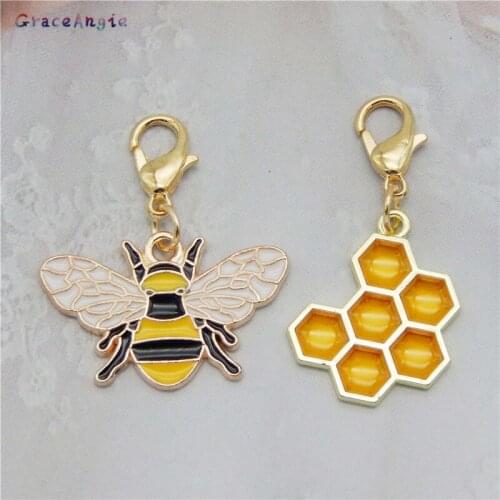 4PCS Bees Charms Honeycomb DIY Keychain Pendant Earring Jewelry Enamel Dangle Necklace Pendant with Lobster Clasp Gold Alloy New