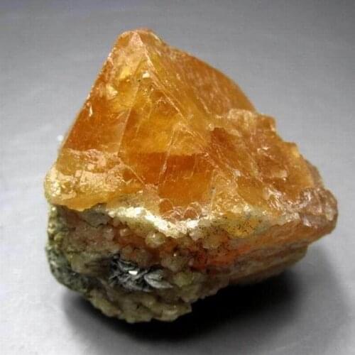 246g Scheelite Cluster w/ Muscovite Terminated - crystals and stones healing Mineral specimen Home Decor feng shui decoration