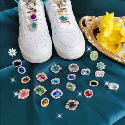 5pcs Creative New Retro Gemstone Shoe Buckle Diy Sneakers Decoration Pendant Girl Rhinestone Shoelace Accessories Birthday Gifts