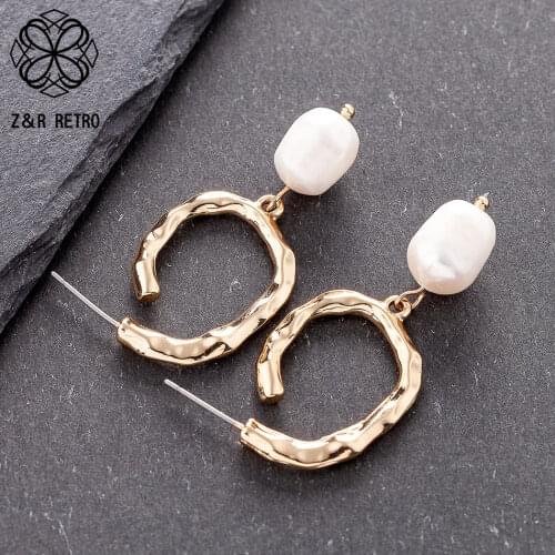 Vintage Gold Hanging Earrings Jewelry For Women Female Suspension Ear Decoration Accessories 2021 Wholesale Gifts For Engagement