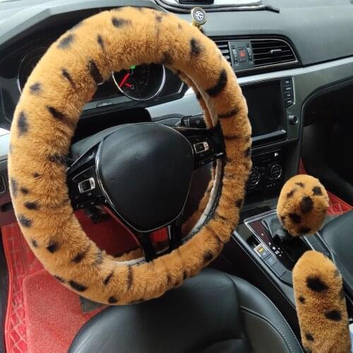3pcs/Set Winter Warm Fluffy Plush Fur Steering Wheel Covers Universal fit Thickening Faux Rabbit Fur Steering Covers Interior