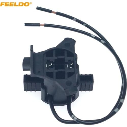 FEELDO 1pc Car Headlight Bulb Base Holder Wire Adapter For KIA H7 Halogen Lamp Socket Connector Base Wiring Harness #CA6405