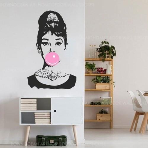 Audrey Hepburn Bubble Gum Wall Sticker Vinyl Interior Home Decor Fashion Makeup Shop Living Room Bedroom Decal Window Mural 2073