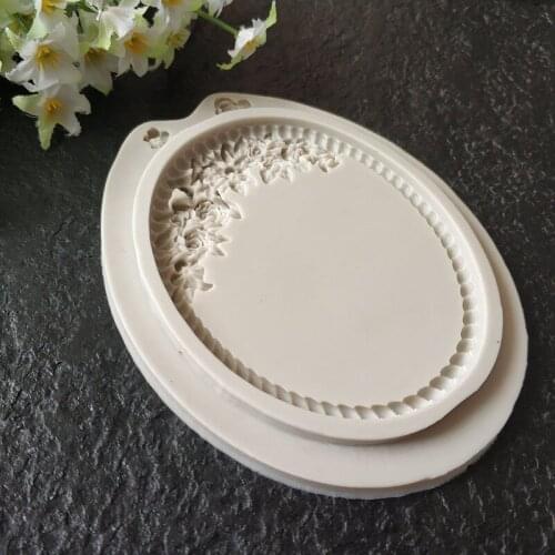 Beautiful Wreath Shape Chocolate Decorating Mold Fondant Cake Decoration Mold