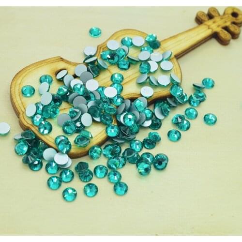 Flat Back Rhinestone Crystal Strass Green Zircon 50pcs ss20 4.6-4.8mm Non hotfix Nail Art Rhinestones