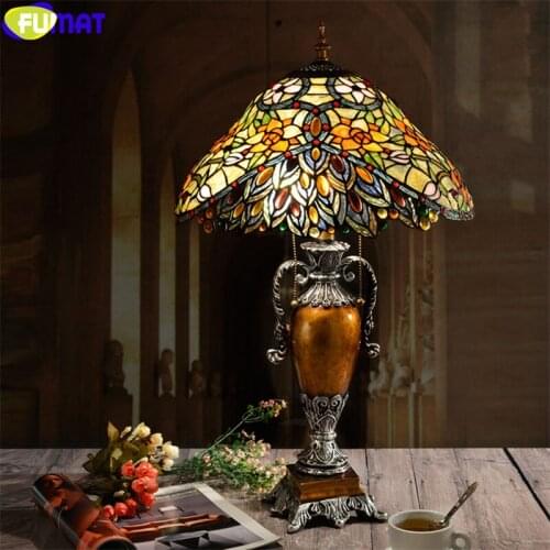FUMAT Stained Glass Red Rose Shade Table Lights Tiffany Style Handicraft Art Decor Desk Lamps Green Vine Grass Trophy Frame Base