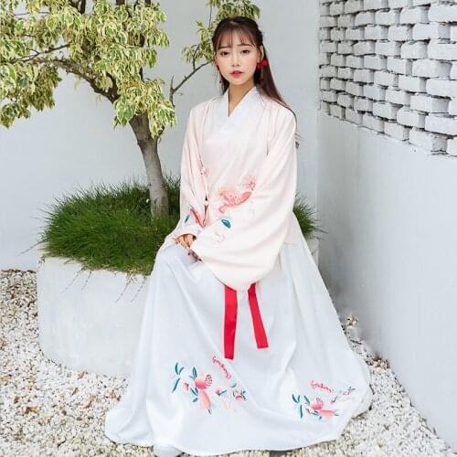 Hanfu womens Ming made embroidered jacket skirt Pipa sleeve cross collar double-layer two-piece waist length Ru skirt