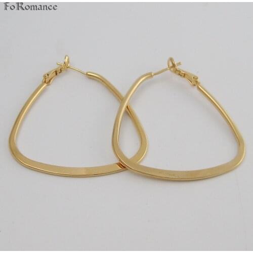 YELLOW GOLD GP TRIANGLE SHAPED PLAIN SURFACE BAND 44MM 1.73INCH HOOP EARRING