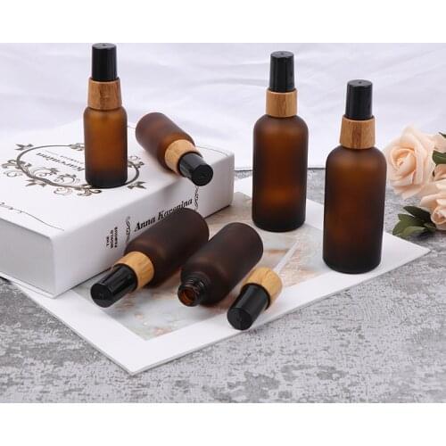 30ml 50ml 100ml Fine Spray Mist Amber Glass Spray Bottle Refillable Cosmetic Container With Eco Friendly Wood Bamboo Cap