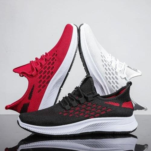 Sports shoes mens flying woven casual shoes student breathable running shoes mens shoes spring 2021 new